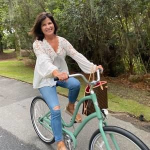 Meet your Posher, Missy